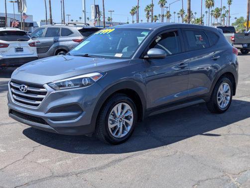 2018 Hyundai TUCSON SE