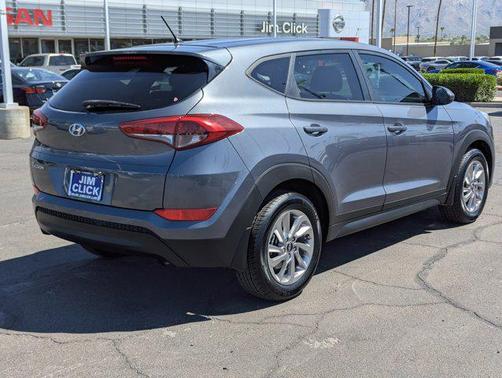 2018 Hyundai TUCSON SE