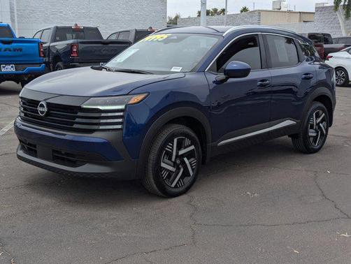 2025 Nissan Kicks SV