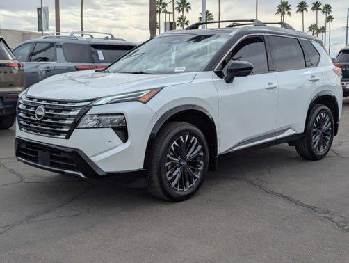2025 Nissan Rogue Platinum