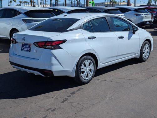 2025 Nissan Versa 1.6 S