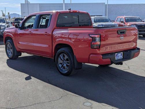 2025 Nissan Frontier SV