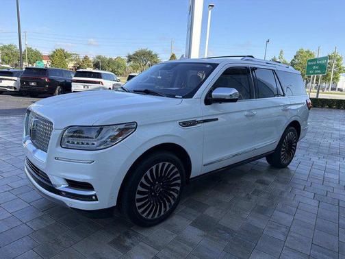 Pristine White 2020 Lincoln Navigator Black Label