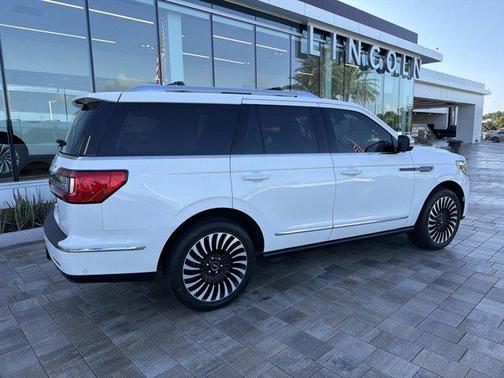 Pristine White 2020 Lincoln Navigator Black Label