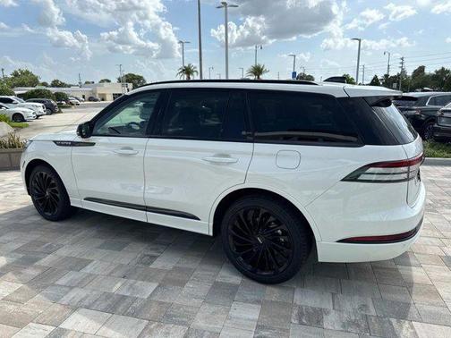 2025 Lincoln Aviator Reserve AWD