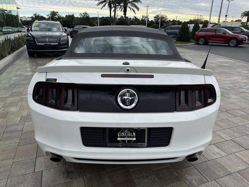 2013 Ford Mustang V6 Premium
