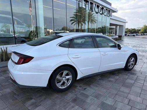 Quartz White 2021 Hyundai SONATA SE