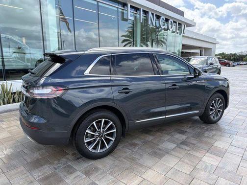 Flight Blue Metallic Clearcoat 2022 Lincoln Nautilus Standard