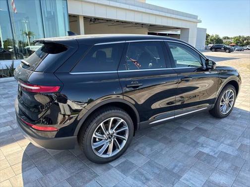 2025 Lincoln Corsair Premiere