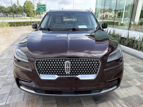 DIAMOND RED MET TINTED CC 2023 Lincoln Aviator Reserve