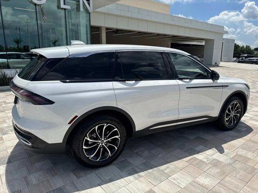2025 Lincoln Nautilus Premiere