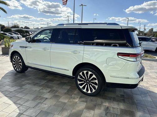 2024 Lincoln Navigator Reserve