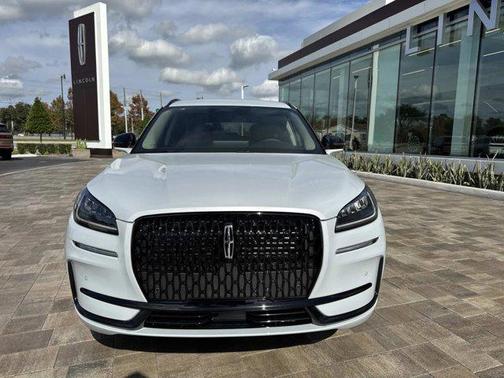 Crystal White Metallic Clearcoat 2026 Lincoln Corsair Premiere