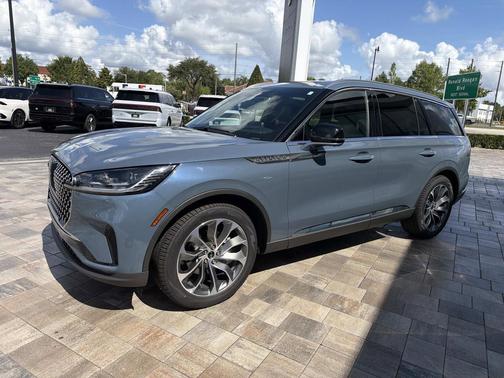 WHISPER BLUE MET CC 2026 Lincoln Aviator Reserve