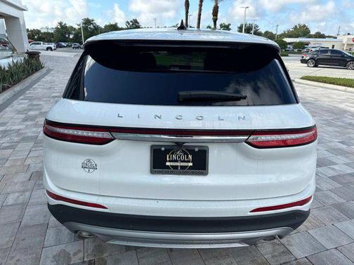 2025 Lincoln Corsair Premiere
