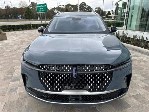 2025 Lincoln Nautilus Reserve