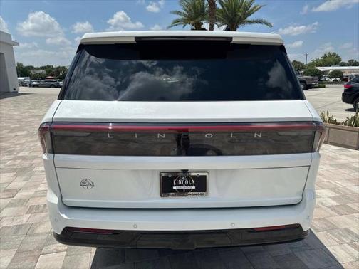 2025 Lincoln Navigator Reserve