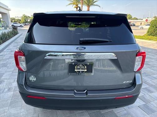 2021 Ford Explorer Base