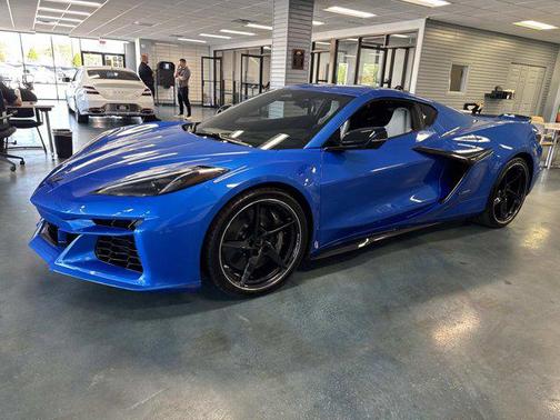 2025 Chevrolet Corvette E-Ray RWD Coupe 1LZ