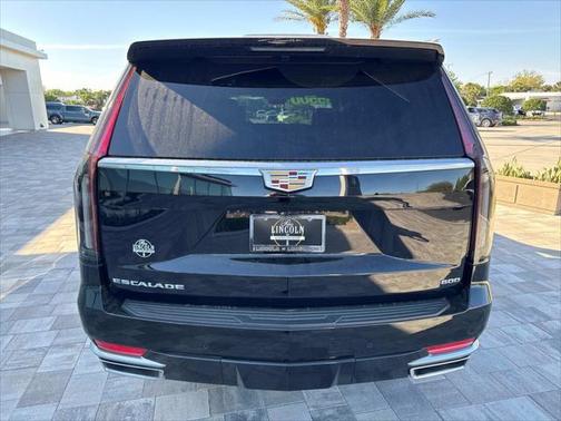 2022 Cadillac Escalade ESV Premium Luxury
