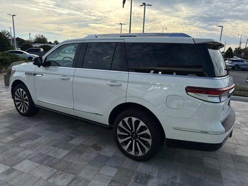 2024 Lincoln Navigator Reserve