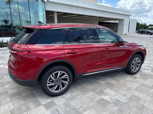 2025 Lincoln Corsair Premiere