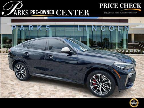 2021 BMW X6 M50i