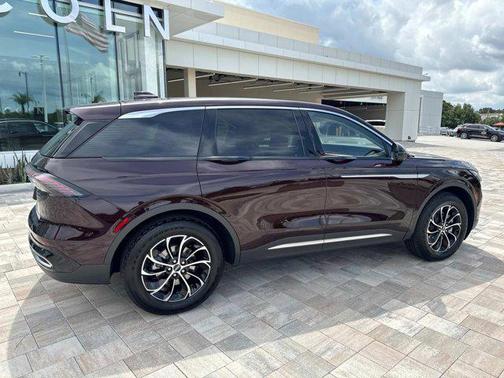 2025 Lincoln Nautilus Premiere