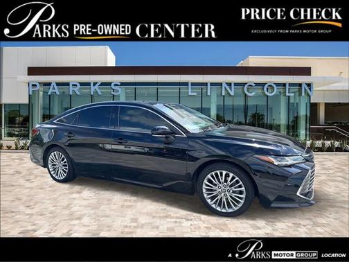2022 Toyota Avalon Hybrid Limited