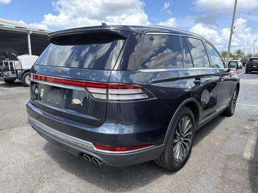 Flight Blue Metallic Clearcoat 2022 Lincoln Aviator Reserve AWD