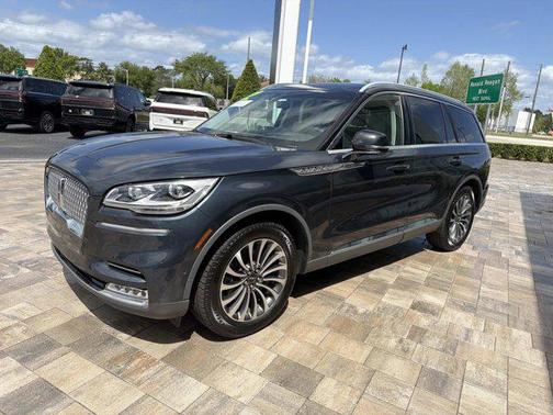 Flight Blue Metallic Clearcoat 2022 Lincoln Aviator Reserve AWD