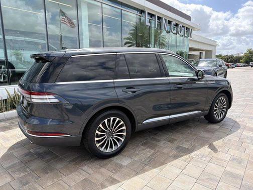Flight Blue Metallic Clearcoat 2022 Lincoln Aviator Reserve AWD