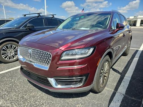 2019 Lincoln Nautilus Select