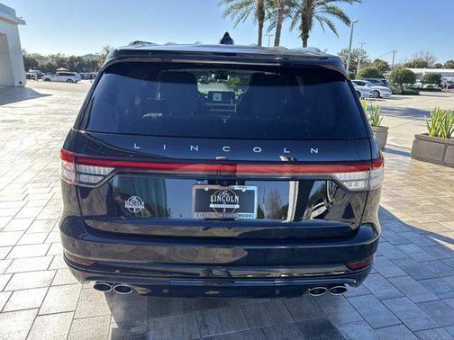 infinite black metallic clearcoat 2026 Lincoln Aviator Reserve