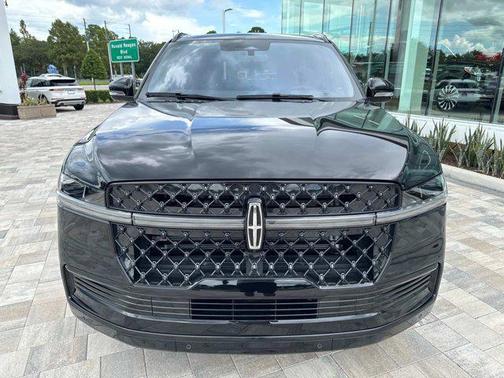 2025 Lincoln Navigator Reserve
