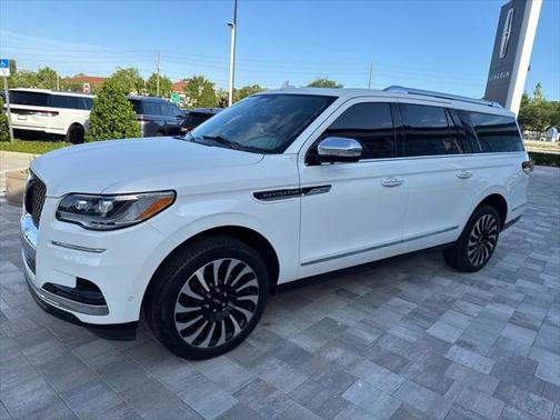 2023 Lincoln Navigator Black Label