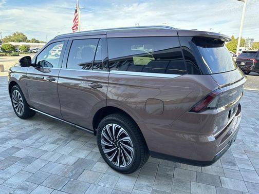 2025 Lincoln Navigator Black Label