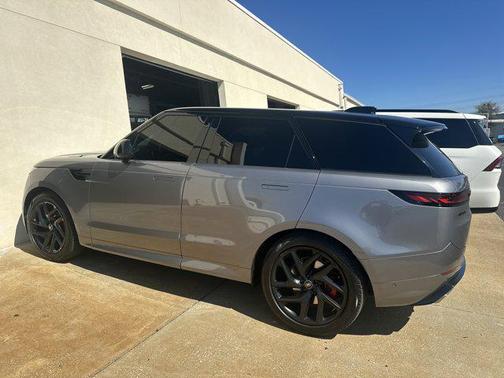 2024 Land Rover Range Rover Sport SE