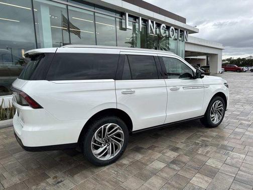 2026 Lincoln Navigator Reserve