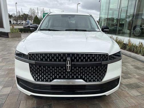 2026 Lincoln Navigator Reserve