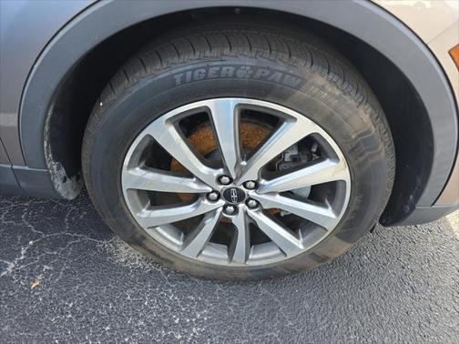 2019 Lincoln Nautilus Select