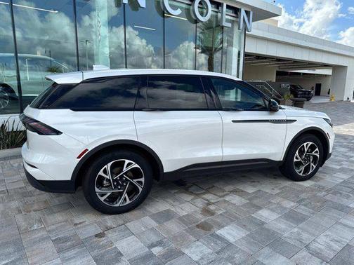 2025 Lincoln Nautilus Premiere