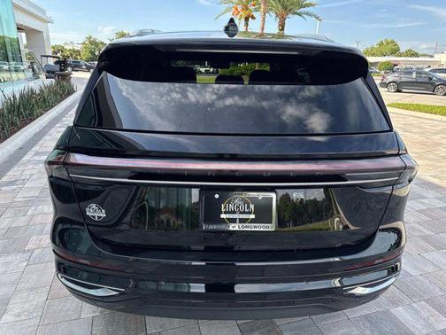 2025 Lincoln Nautilus Black Label