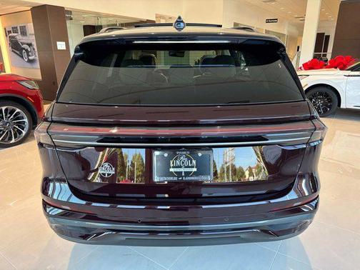 2025 Lincoln Nautilus Black Label