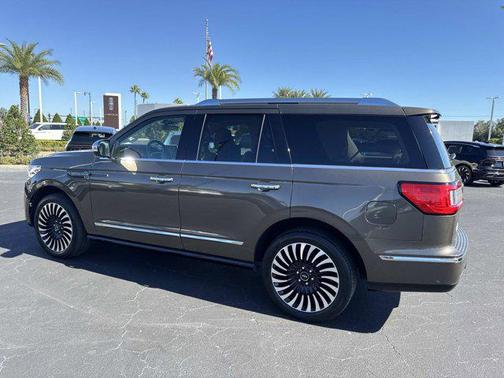 2019 Lincoln Navigator Black Label