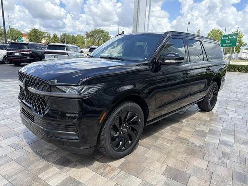 INFINITE BLACK MET CC 2026 Lincoln Navigator Reserve