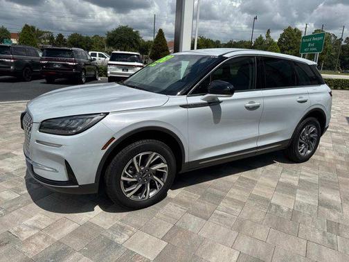 2025 Lincoln Corsair Premiere