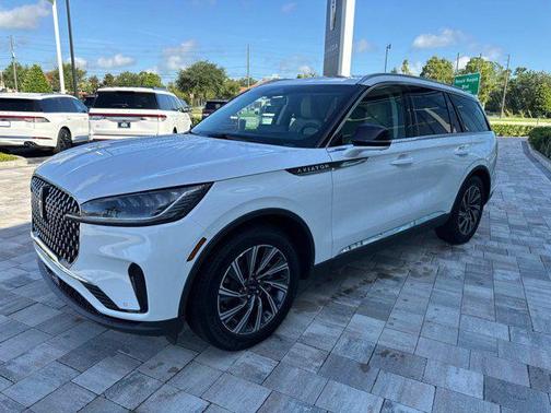 2025 Lincoln Aviator Premiere