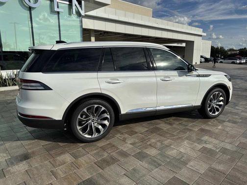 2026 Lincoln Aviator Reserve