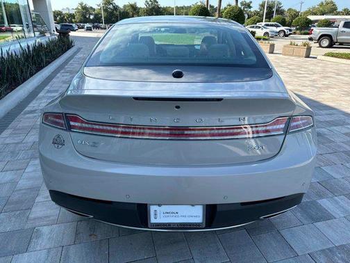 2020 Lincoln MKZ Standard